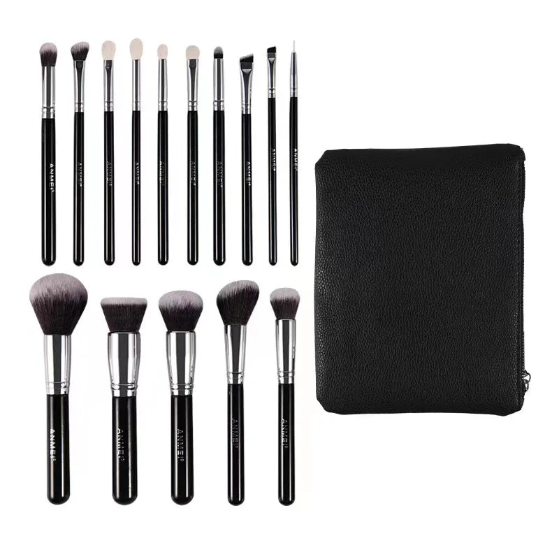 Pro Brush Collection – 15-delars professionellt sminkborstset med väska